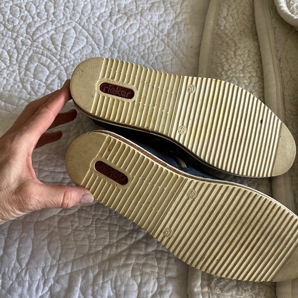 Blue Rieker flats - Picture 3 of 5